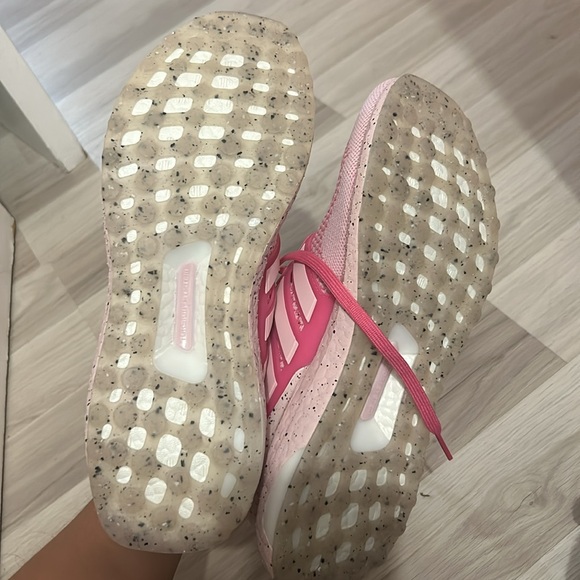 Adidas Ultraboost - Picture 6 of 6